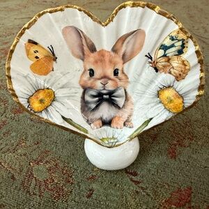 Decorative Bunny and Butterfly Shell decor